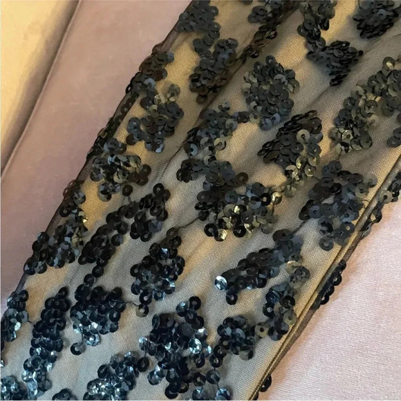 Express XS Black Sequins One Shoulder Top NWOT - Picture 4 of 4